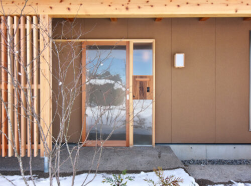 となりの親の家