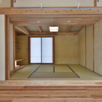 となりの親の家