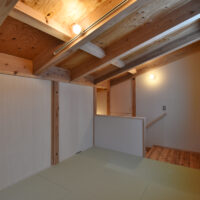 となりの親の家