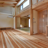 となりの親の家