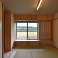 大根畑を望む和室
