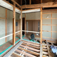 大根畑を望む和室